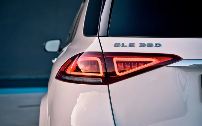 Mercedes-Benz GLE cena 229000 przebieg: 62000, rok produkcji 2019 z Warszawa małe 781